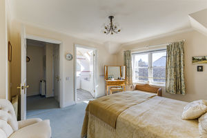 Bedroom- click for photo gallery